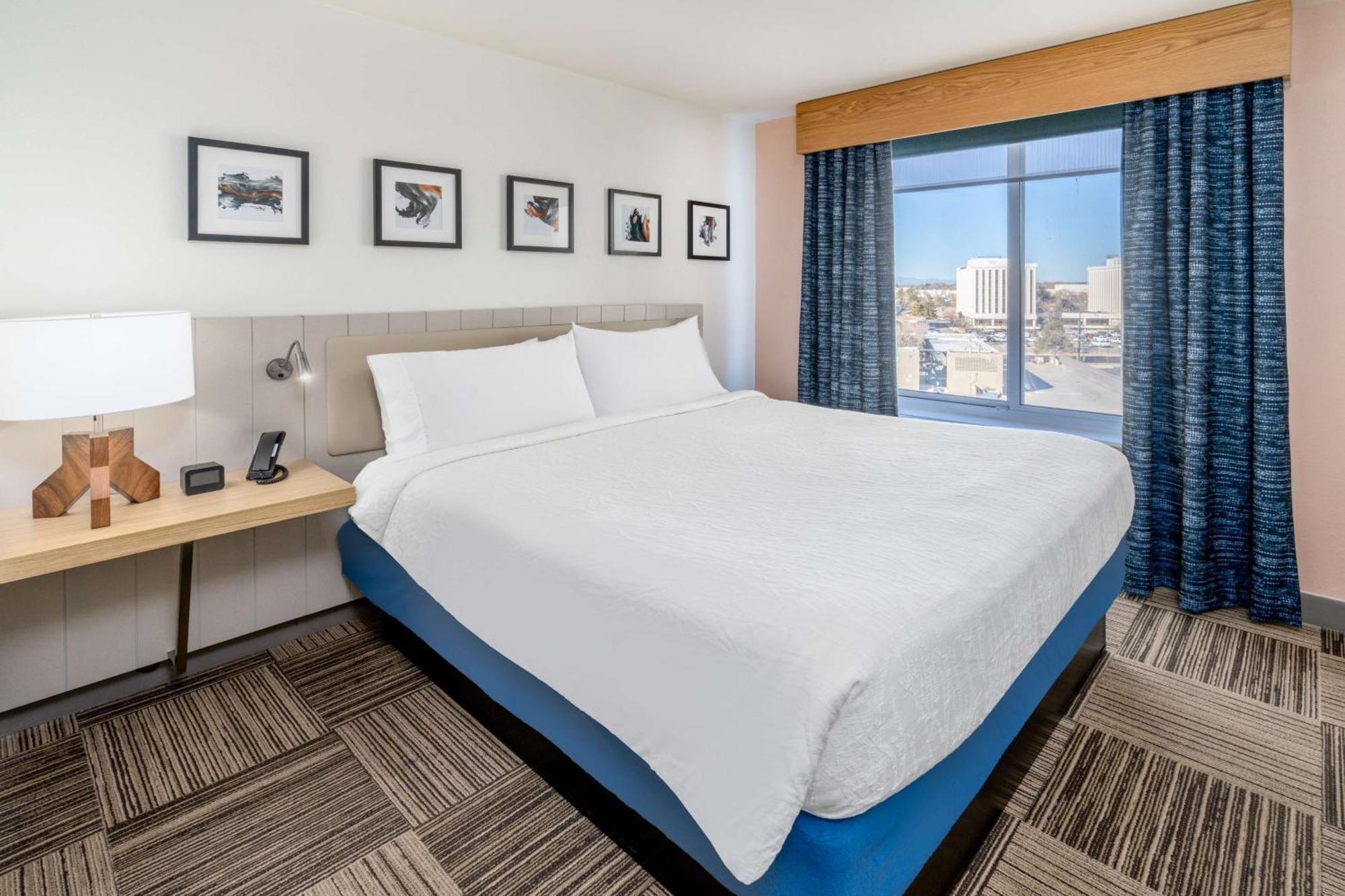 Hilton Garden Inn Albuquerque Uptown Exterior photo