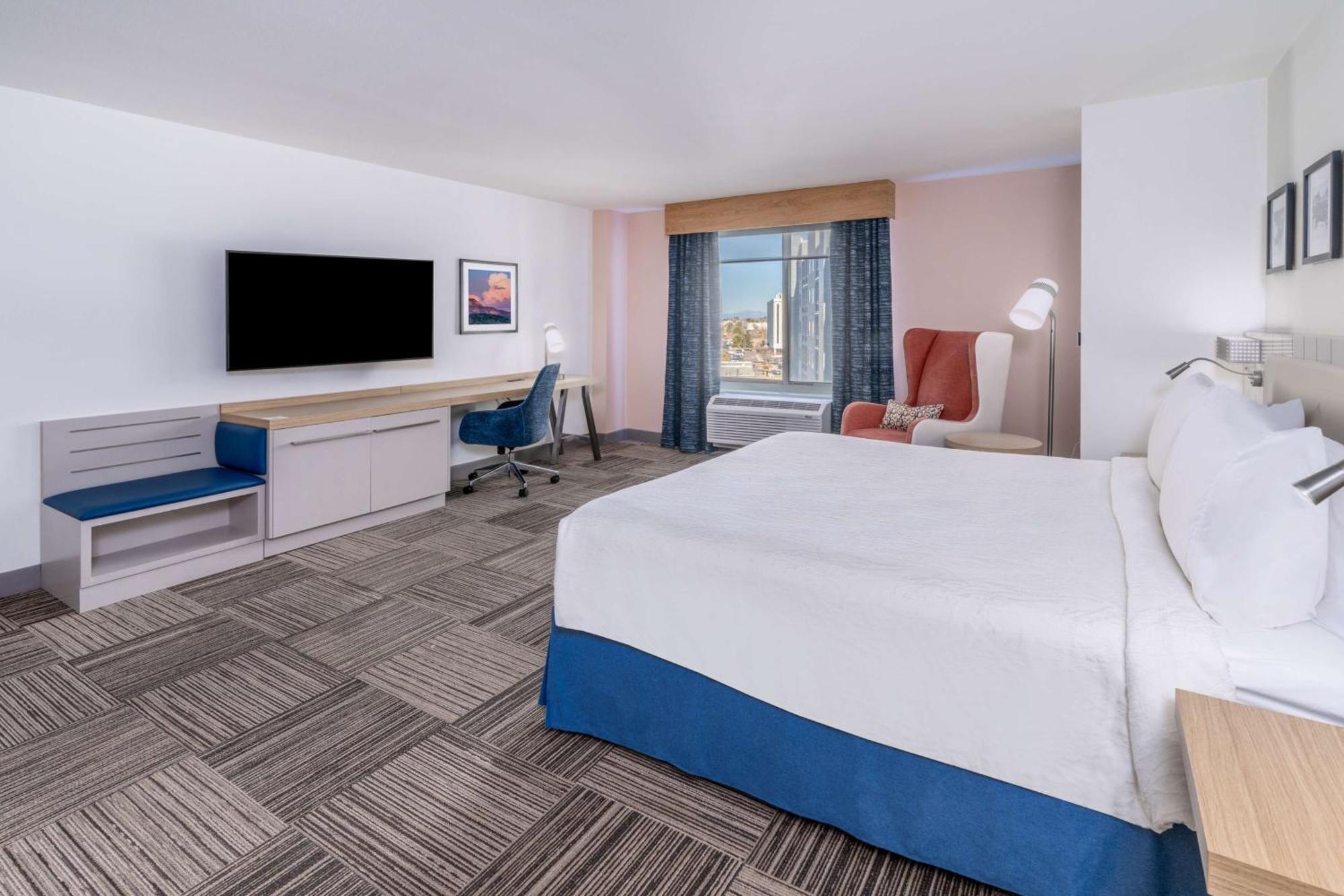 Hilton Garden Inn Albuquerque Uptown Exterior photo